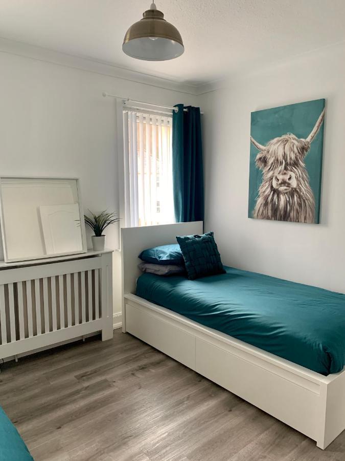 Nevis Rooms - Self Check In With Free Onsite Parking Inverlochy Экстерьер фото