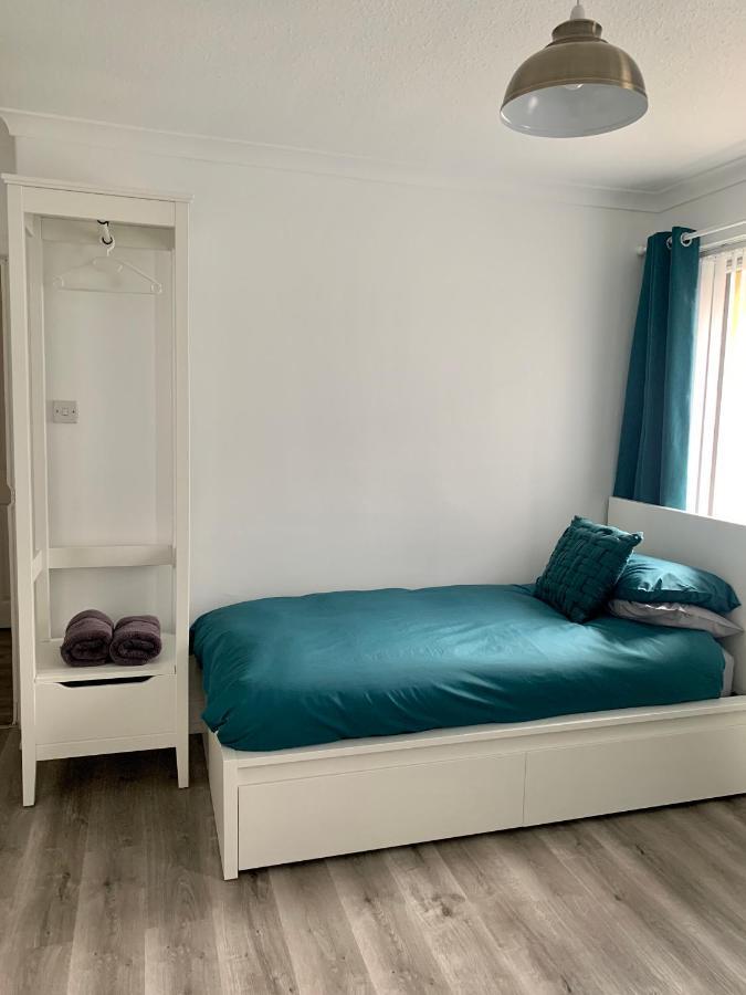 Nevis Rooms - Self Check In With Free Onsite Parking Inverlochy Экстерьер фото