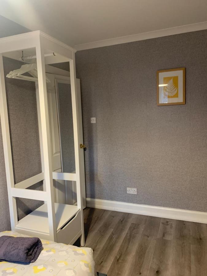 Nevis Rooms - Self Check In With Free Onsite Parking Inverlochy Экстерьер фото