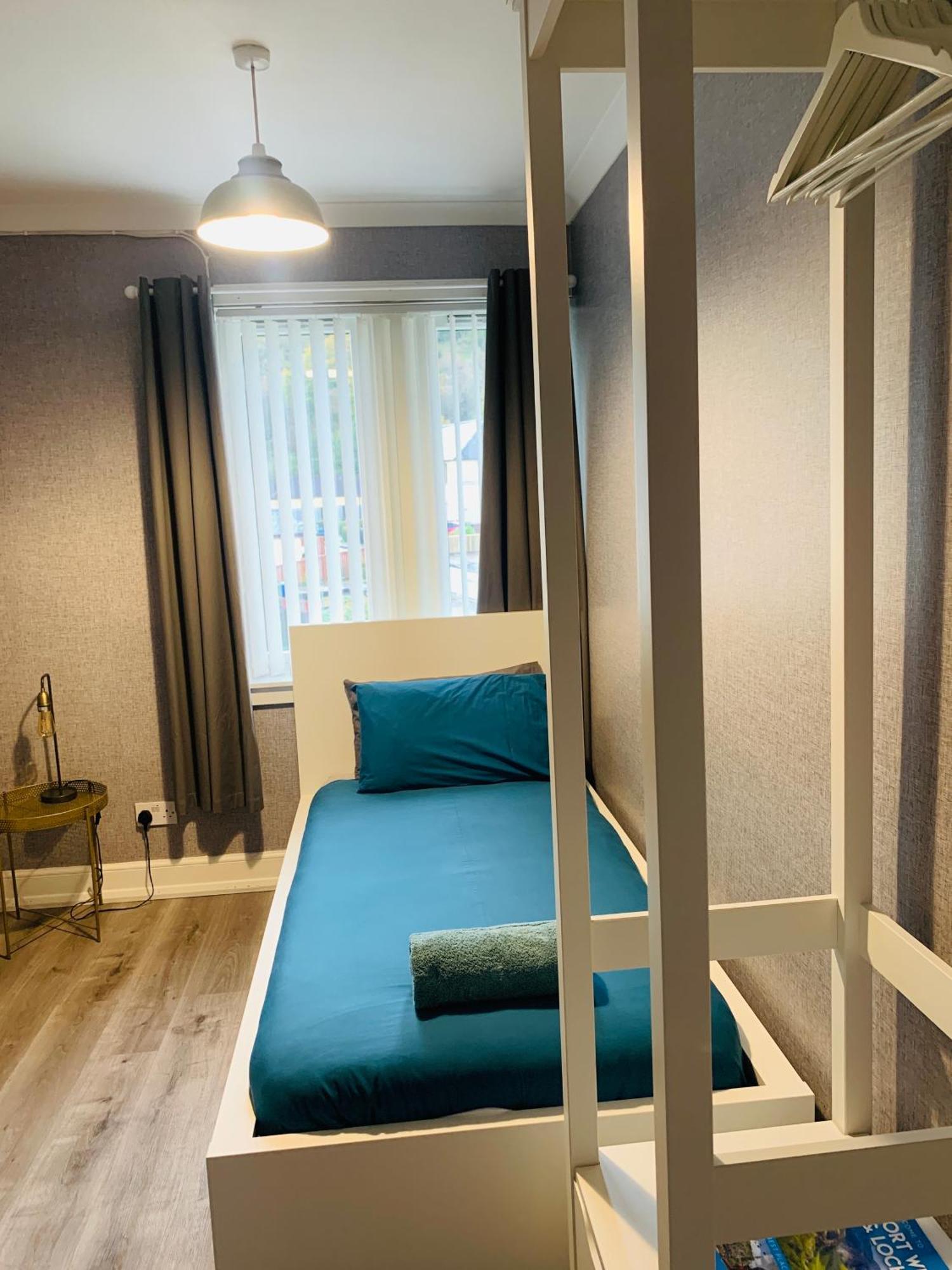 Nevis Rooms - Self Check In With Free Onsite Parking Inverlochy Экстерьер фото